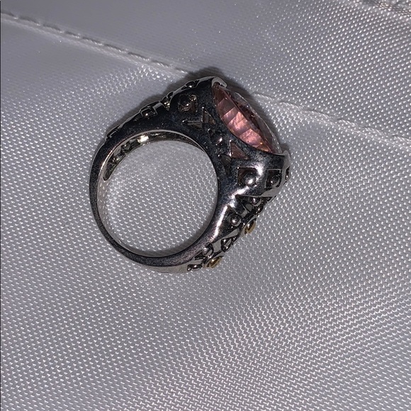 Pink ring - Picture 2 of 3